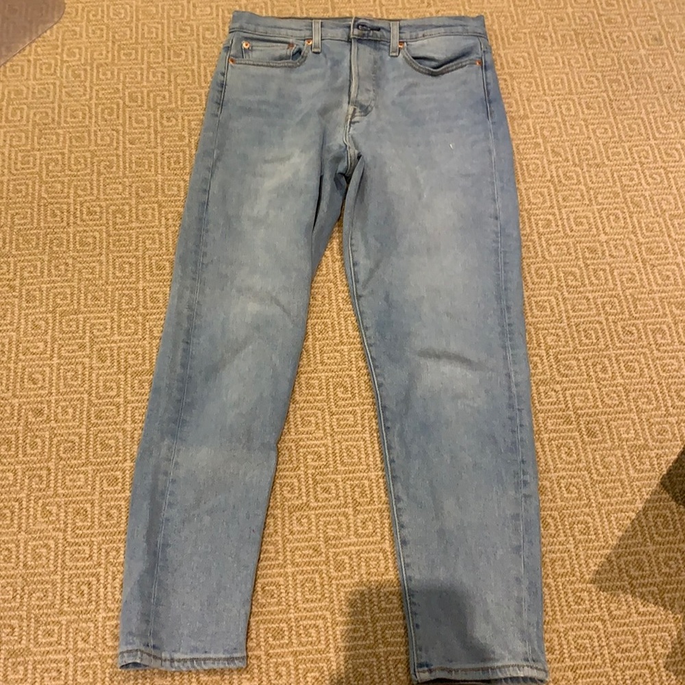 levi’s wedgie jeans